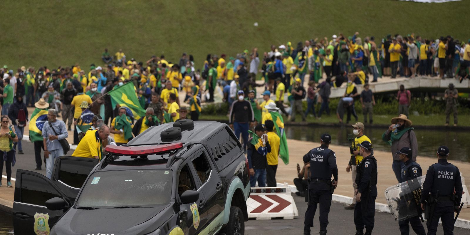 justica-da-espanha-nega-extradicao-de-blogueiro-investigado-pelo-stf