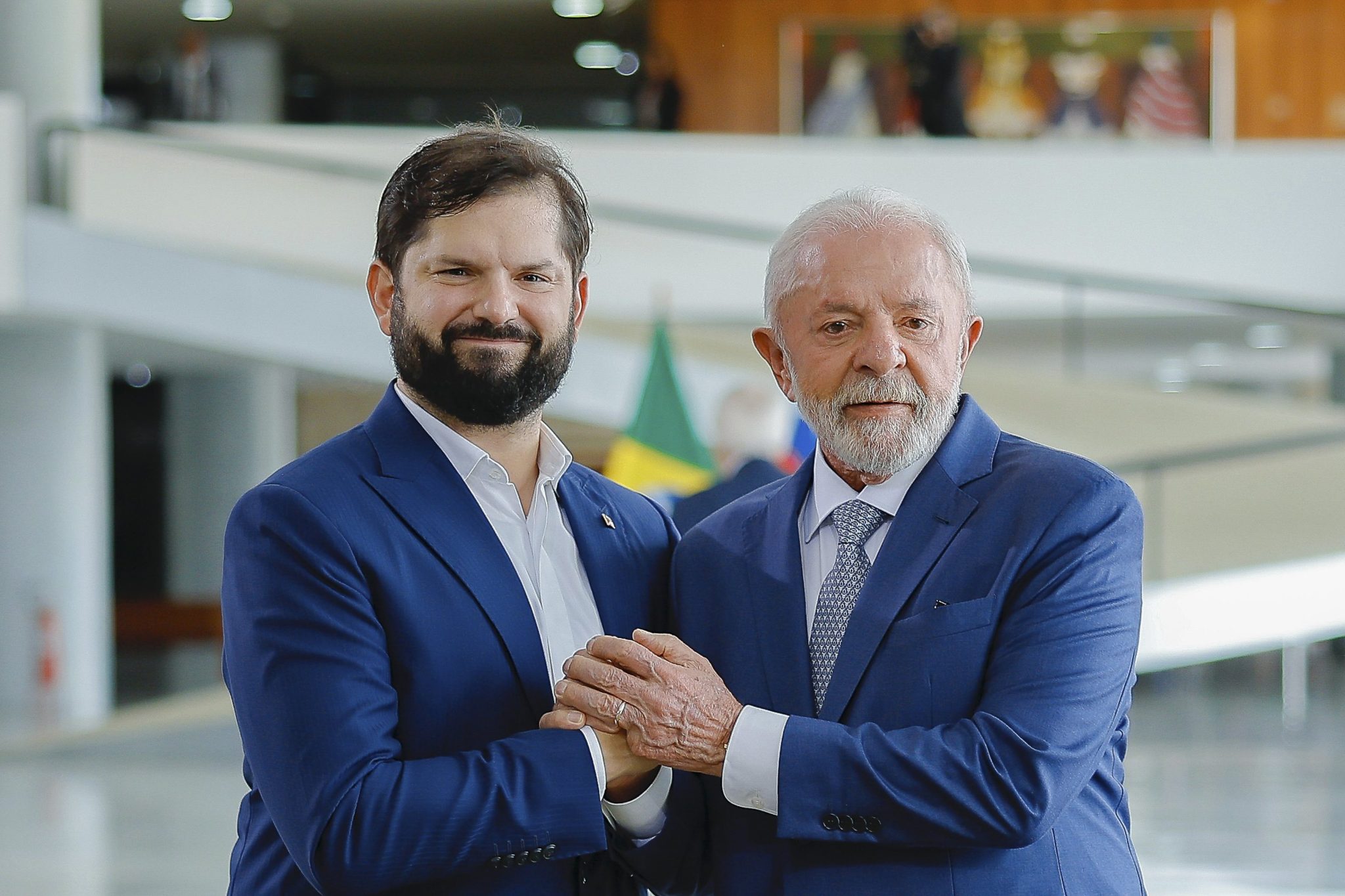 em-encontro-com-boric,-lula-diz-que-trump-trata-latinos-como-‘inimigos’