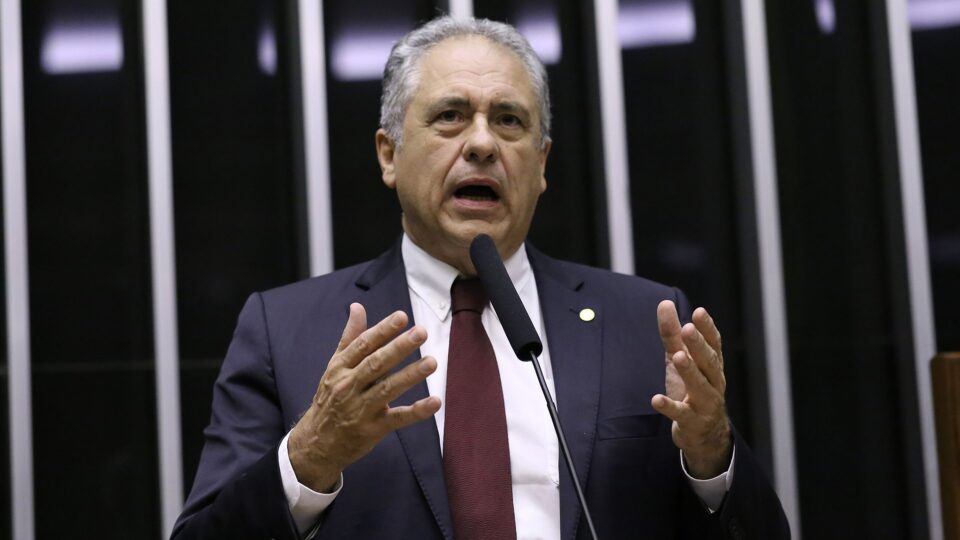 camara-derruba-a-malandragem-tributaria-do-governo