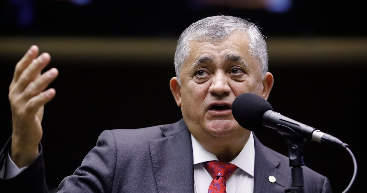 jose-guimaraes-diz-suspeitar-de-quem-lula-escolhera-para-stf-e-que-ele-e-gleisi-apoiam-messias