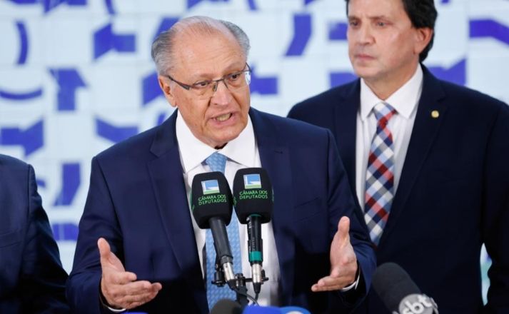 tarifaco:-alckmin-diz-que-brasil-pediu-aos-eua-para-suspender-tarifa-de-40%