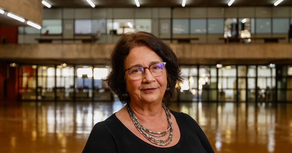 e-cruel-deixar-aluno-4-horas-em-aula-expositiva-no-mundo-de-hoje,-diz-candidata-a-reitora-da-usp