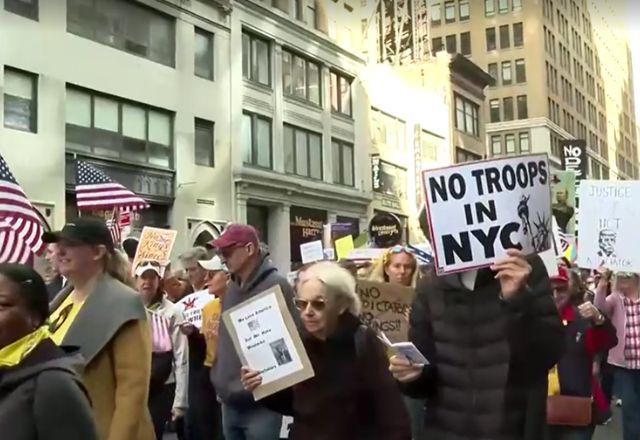 manifestantes-vao-as-ruas-nos-eua-e-na-europa-contra-donald-trump