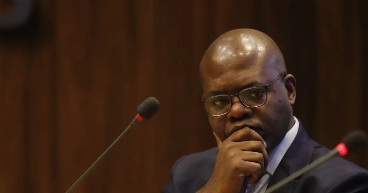 pf-indicia-ex-ministro-silvio-almeida-por-crime-de-importunacao-sexual