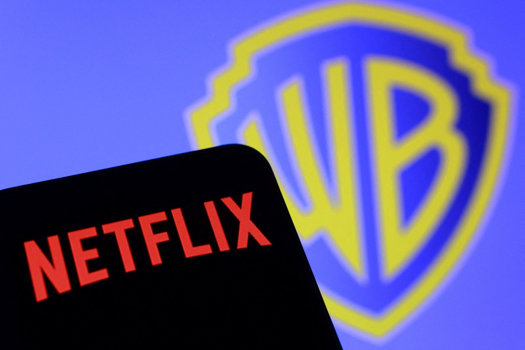 o-que-esta-por-tras-da-disputa-entre-netflix-e-paramount-pela-warner