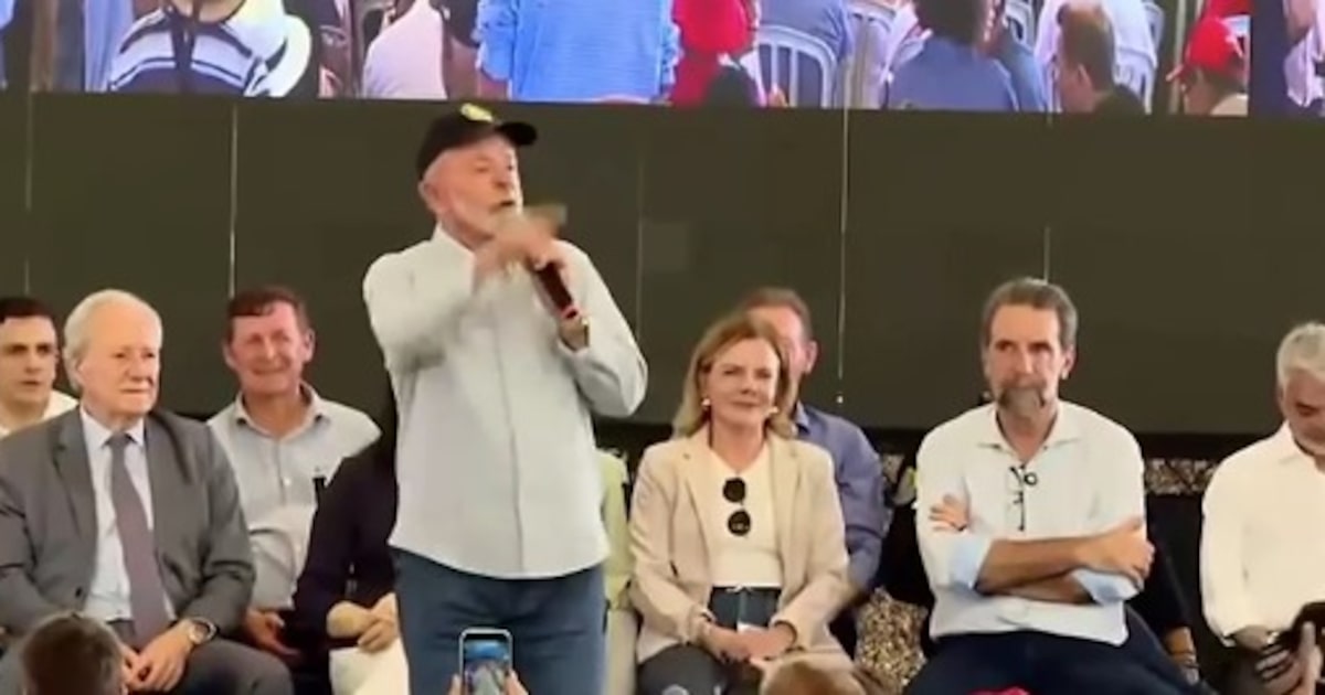 lula-tem-discurso-interrompido-apos-problema-tecnico-e-deixa-palco-em-foz-do-iguacu;-veja-video