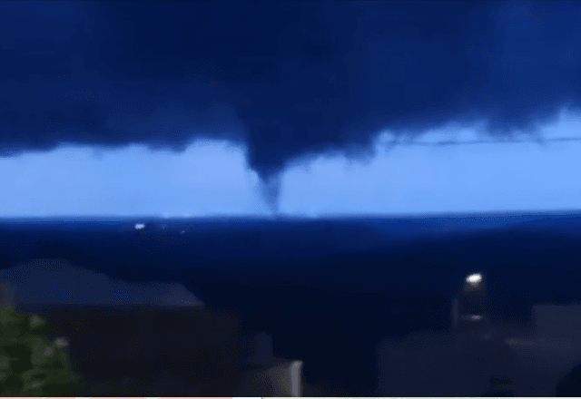 tornado-atinge-cidade-do-parana-e-provoca-estragos,-diz-defesa-civil