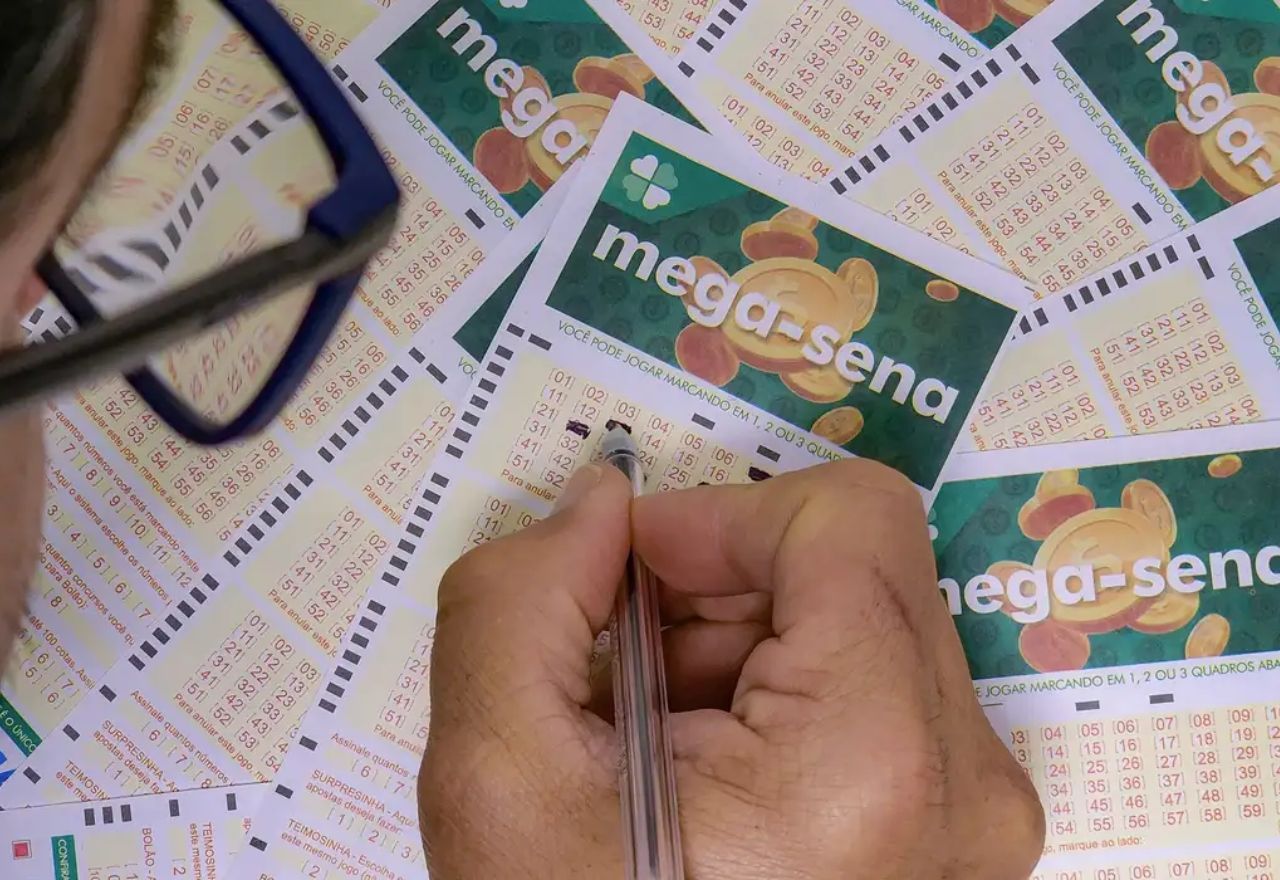mega-sena-2958:-premio-acumula-mais-uma-vez-e-chega-a-r$-20-milhoes