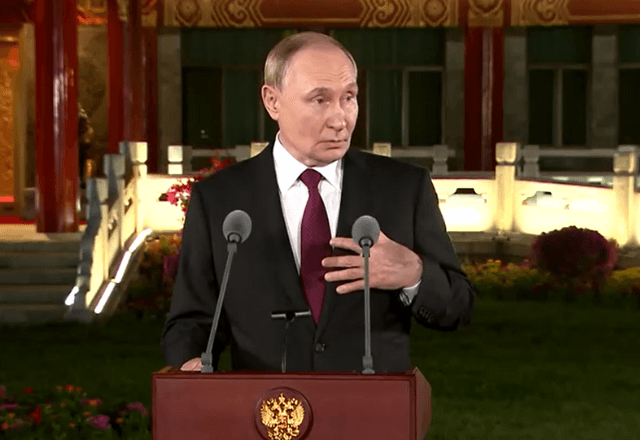 kremlin-diz-que-putin-suspendera-ataques-a-kiev-ate-1o-fevereiro
