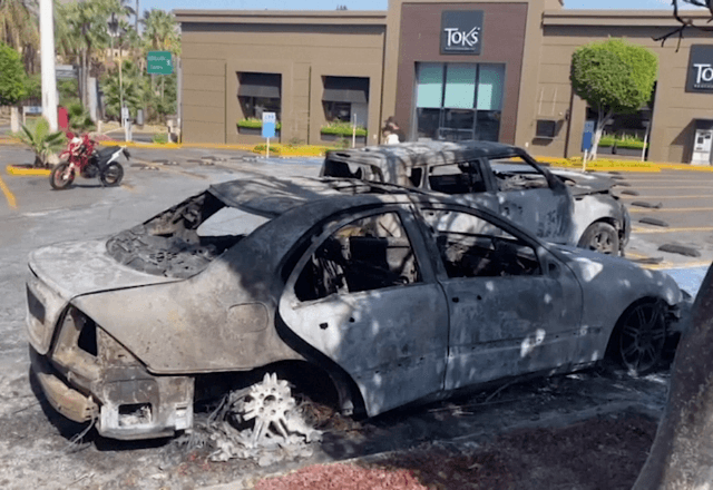 onda-de-violencia-atinge-o-mexico-apos-morte-de-lider-de-cartel-de-drogas-em-operacao-militar