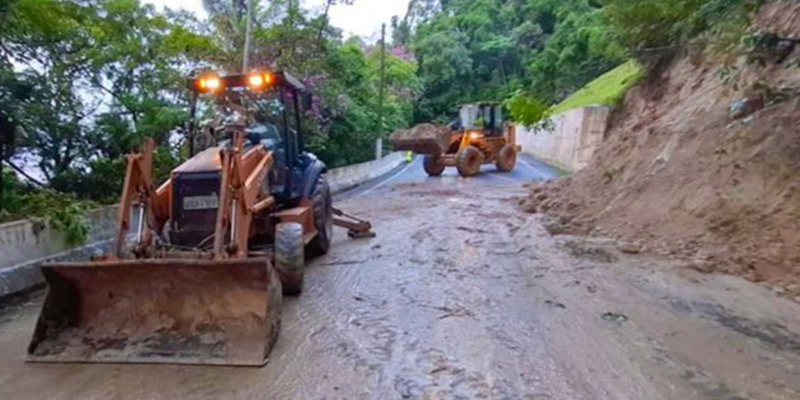 litoral-de-sp-segue-em-alerta-apos-fortes-chuvas-do-fim-de-semana