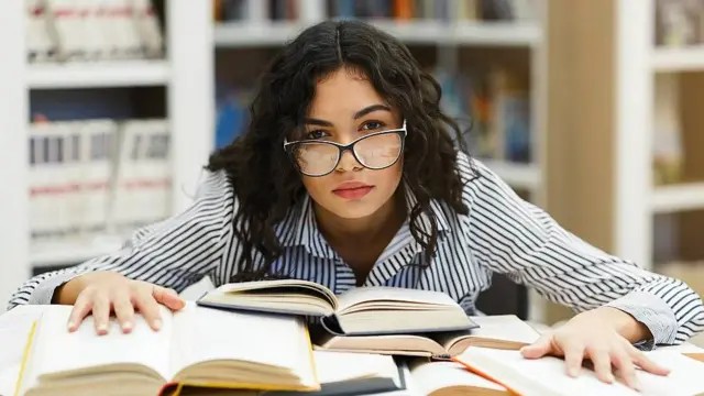 a-armadilha-da-carga-cognitiva:-por-que-estudar-mais-tempo-nem-sempre-te-ajuda-a-aprender-mais