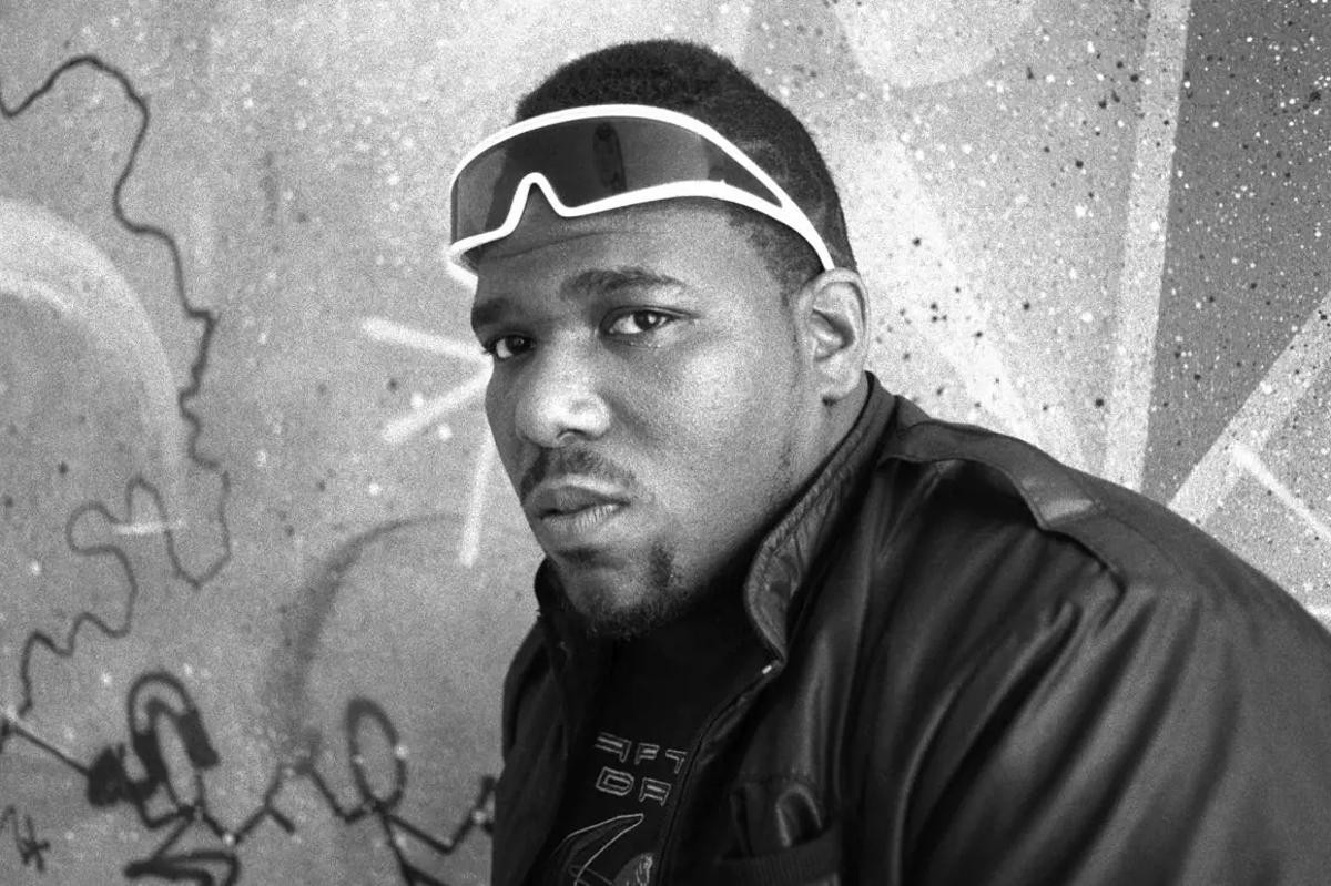 afrika-bambaataa,-pioneiro-do-hip-hop,-morre-aos-67-anos,-diz-site
