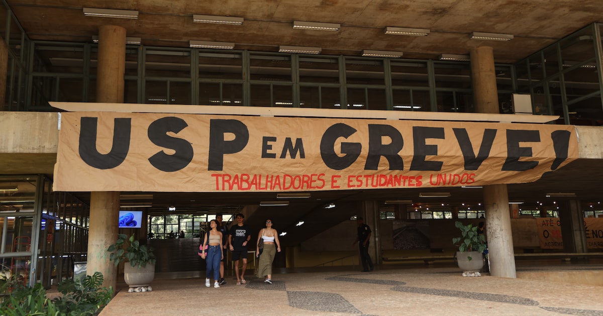 estudantes-da-usp-votam-para-permanecer-em-greve-apos-negociacao-com-reitoria