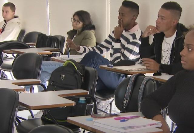 apenas-20%-dos-jovens-aptos-a-votar-emitiram-titulo-de-eleitor;-baixa-adesao-preocupa