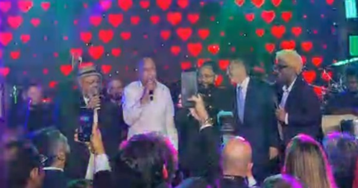 festa-de-nunes-marques-tem-uisque,-ministro-no-palco-e-ingresso-de-r$-800;-veja-bastidor