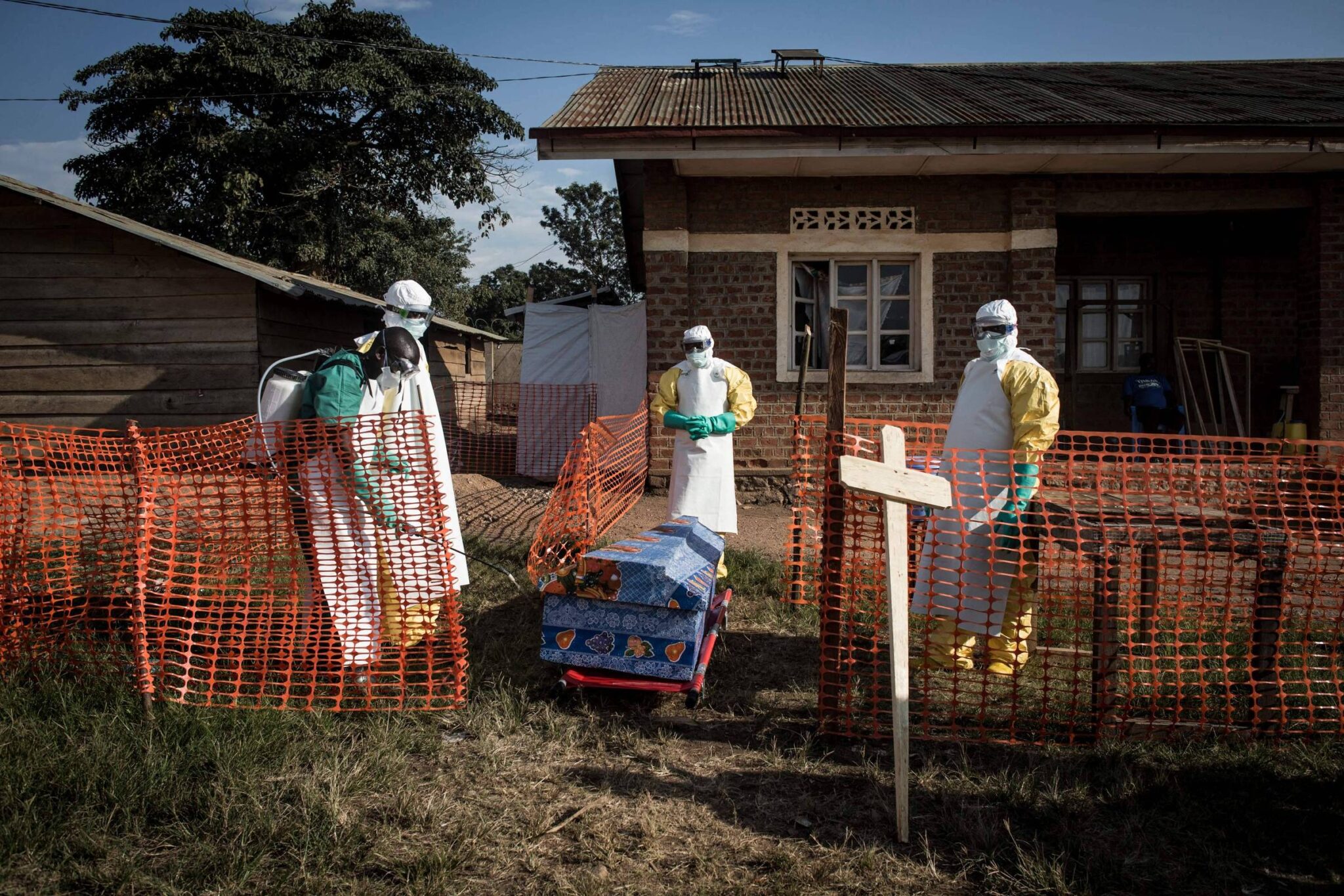 oms-declara-emergencia-de-saude-publica-internacional-por-surto-de-ebola-na-africa