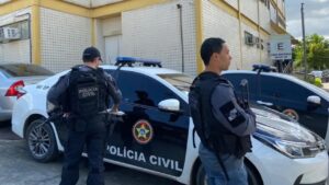 operacao-no-rio-mira-nucleo-financeiro-do-cv;-14-sao-presos