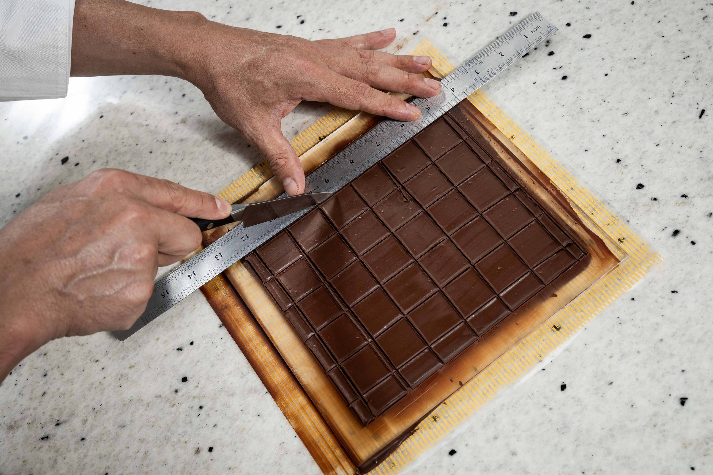chocolate-enriquecido-com-cafe-pode-ser-mais-nutritivo,-indica-estudo