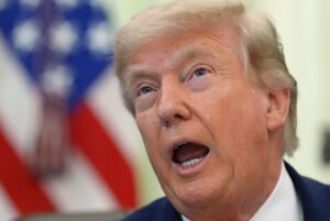 trump-diz-que-‘football’-e-o-que-se-joga-na-copa:-‘essa-coisa-de-nfl-precisa-ter-outro-nome’