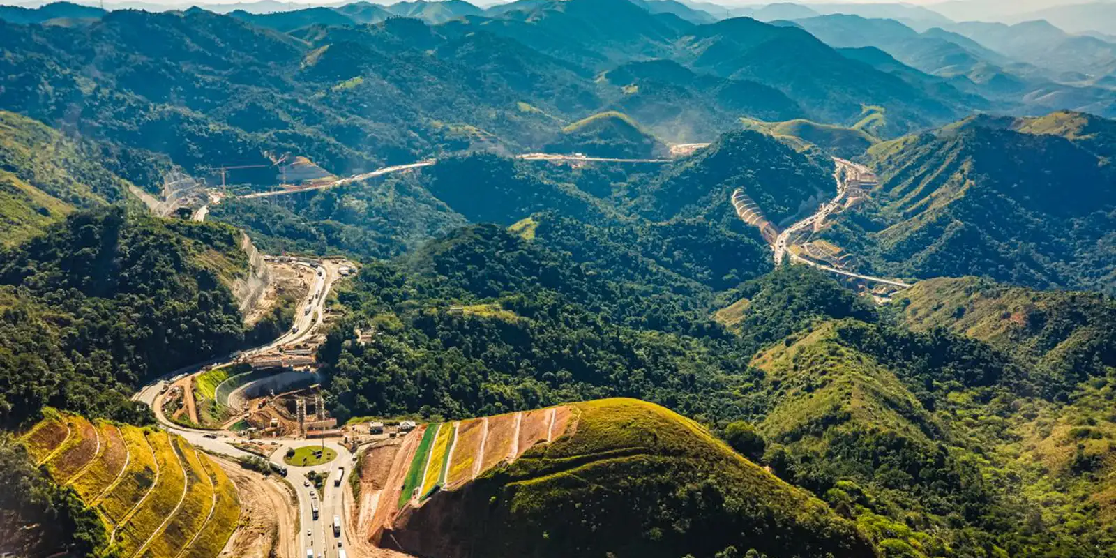 governo-inaugura-primeira-etapa-da-rodovia-na-serra-das-araras,-no-rio