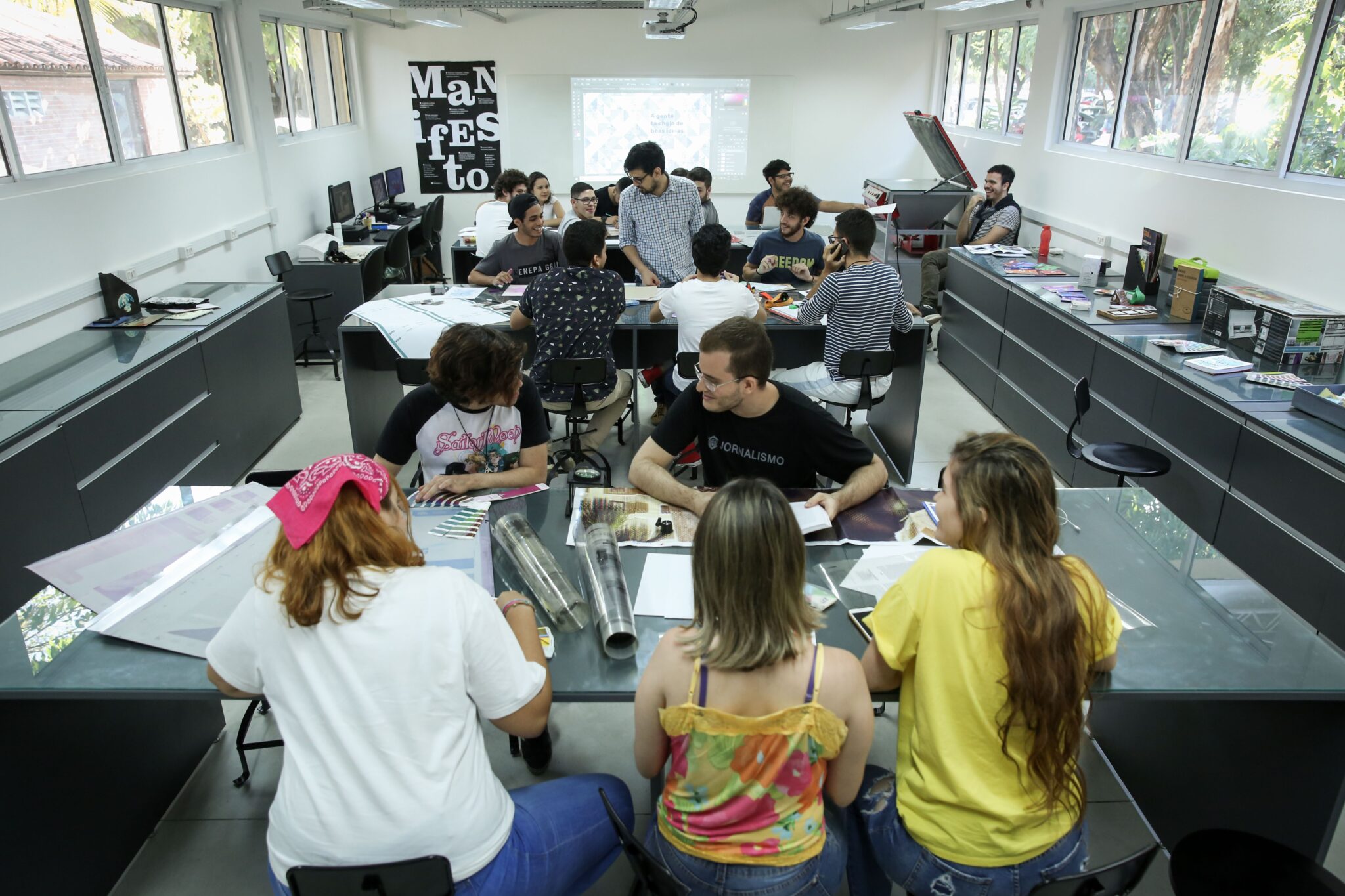 estudantes-universitarios-tem-ate-12-de-julho-para-se-inscrever-no-premio-profissionais-do-ano