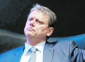 tarcisio,-ratinho-jr-e-caiado-acusam-governo-de-desinteresse-em-negociar-com-os-eua