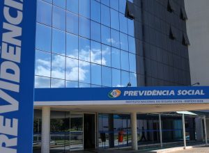 operacao-sem-desconto:-inss-afasta-quatro-servidores-tecnicos