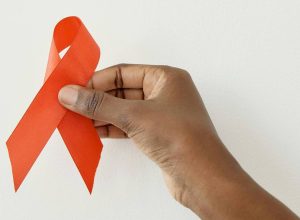 vacina-experimental-de-mrna-contra-hiv-mostra-resultados-promissores-em-primeiros-testes