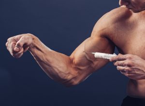 peptideos-para-melhorar-desempenho-e-combater-envelhecimento-podem-ser-charlatanismo-perigoso