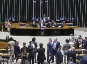 o-sistema-nacional-de-educacao-e-o-risco-a-autonomia-federativa