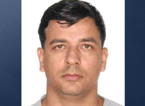 suspeito-de-envolvimento-na-morte-do-delegado-ruy-ferraz-se-entrega-e-e-preso