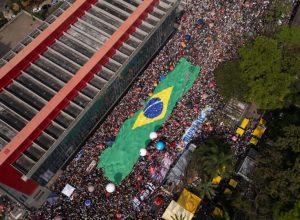 as-desculpas-de-quem-votou-pela-pec-da-imunidade-e-as-manifestacoes-de-esquerda