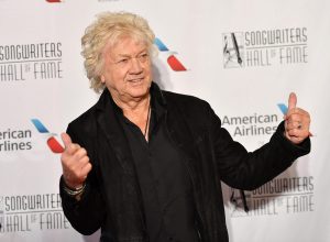 john-lodge,-vocalista-do-moody-blues,-morre-aos-82-anos