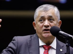 jose-guimaraes-diz-suspeitar-de-quem-lula-escolhera-para-stf-e-que-ele-e-gleisi-apoiam-messias