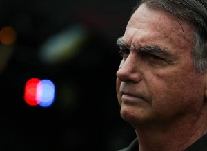 moraes-autoriza-bolsonaro-a-receber-atendimento-medico-em-casa