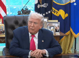 ataque-dos-eua-a-barco-na-venezuela-mata-seis-pessoas,-diz-trump