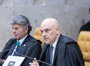 moraes-cobra-explicacoes-da-defesa-de-filipe-martins-desligamento-tornozeleira-eletronica