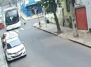 pericia-aponta-falha-mecanica-em-onibus-que-desceu-desgovernado-no-centro-de-porto-alegre