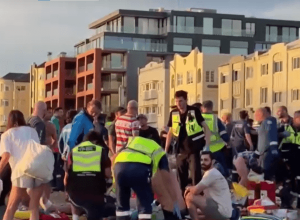 sobe-para-15-o-numero-de-vitimas-fatais-de-atentado-antissemita-na-australia