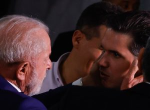 hugo-motta-defende-debate-sem-ideologia-sobre-fim-da-escala-6×1-em-2026