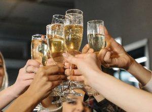 conheca-a-sindrome-do-coracao-festeiro,-ligada-ao-excesso-de-alcool
