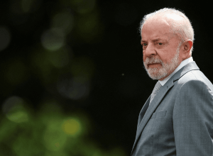 lula-faz-avaliacao-de-rotina-e-apresenta-‘evolucao-satisfatoria’-apos-cirurgia-de-catarata