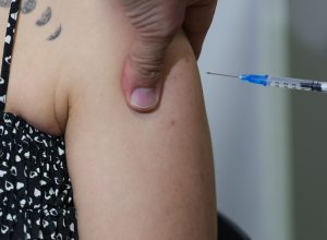 anvisa-indica-vacina-contra-o-hpv-para-prevenir-mais-tipos-de-cancer