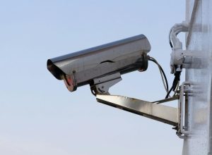 criminosos-destroem-uma-camera-a-cada-4-horas-em-sao-paulo,-diz-prefeitura