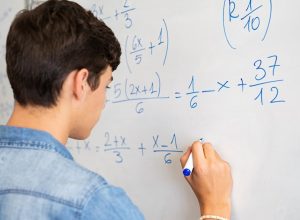 nota-dos-alunos-de-sp-melhora-em-matematica:-quais-estrategias-ajudaram-no-resultado?