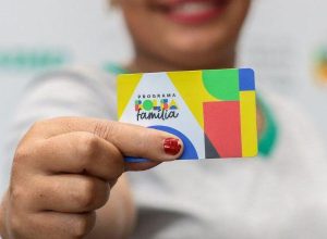 caixa-comeca-a-pagar-bolsa-familia-de-marco-nesta-quarta-(18);-veja-calendario