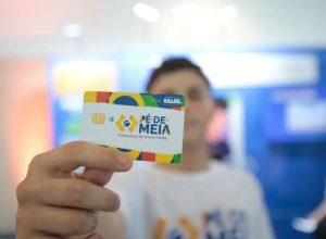 tcu-aponta-falhas-no-pe-de-meia-e-determina-suspensao-de-pagamentos