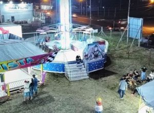 acidente-em-parque-de-diversoes-no-rs-deixa-12-feridos;-area-e-interditada