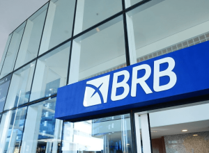 apos-rombo-no-brb,-df-decreta-corte-de-ate-25%-nos-gastos